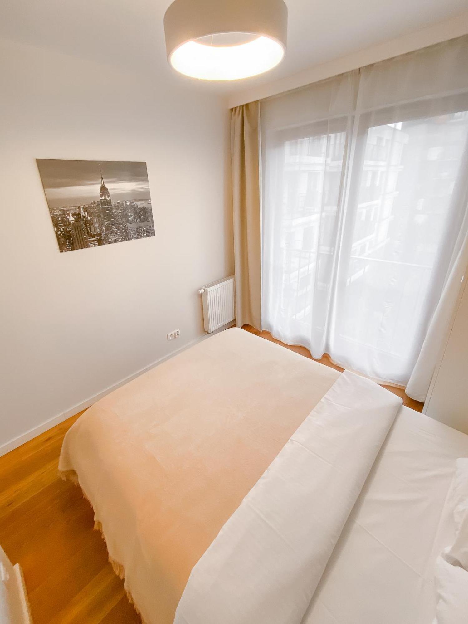 Like Home Apartments Krasków Εξωτερικό φωτογραφία