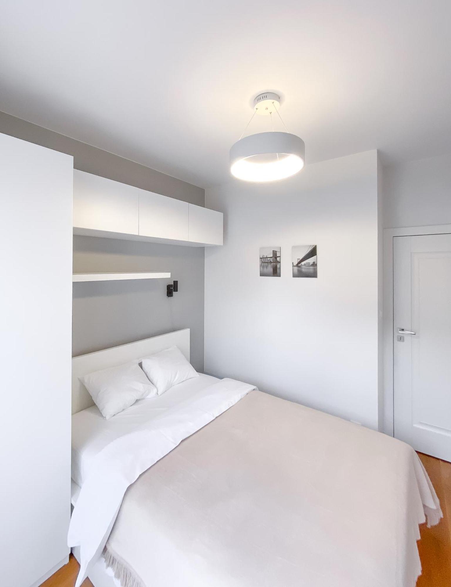Like Home Apartments Krasków Εξωτερικό φωτογραφία
