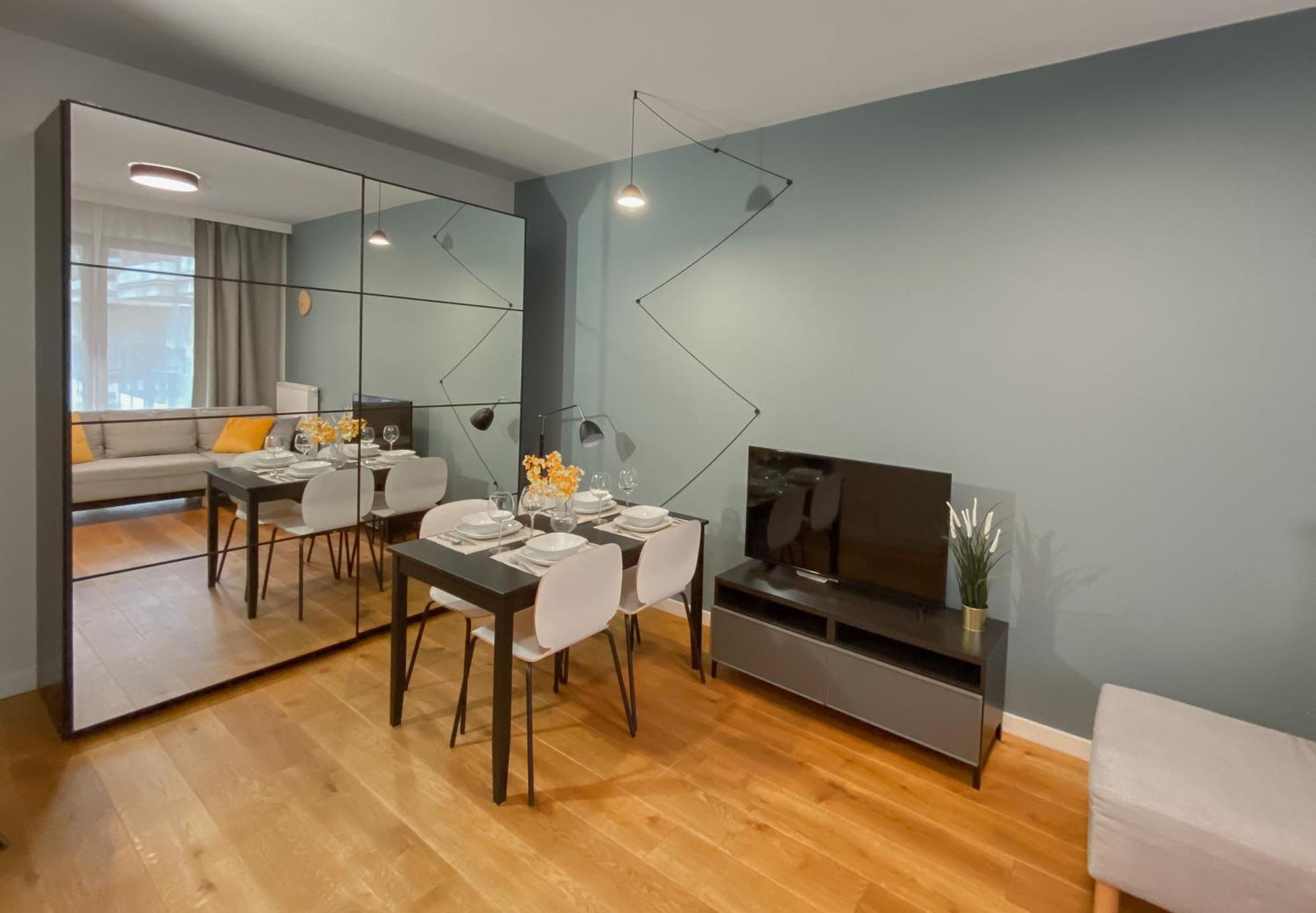 Like Home Apartments Krasków Εξωτερικό φωτογραφία