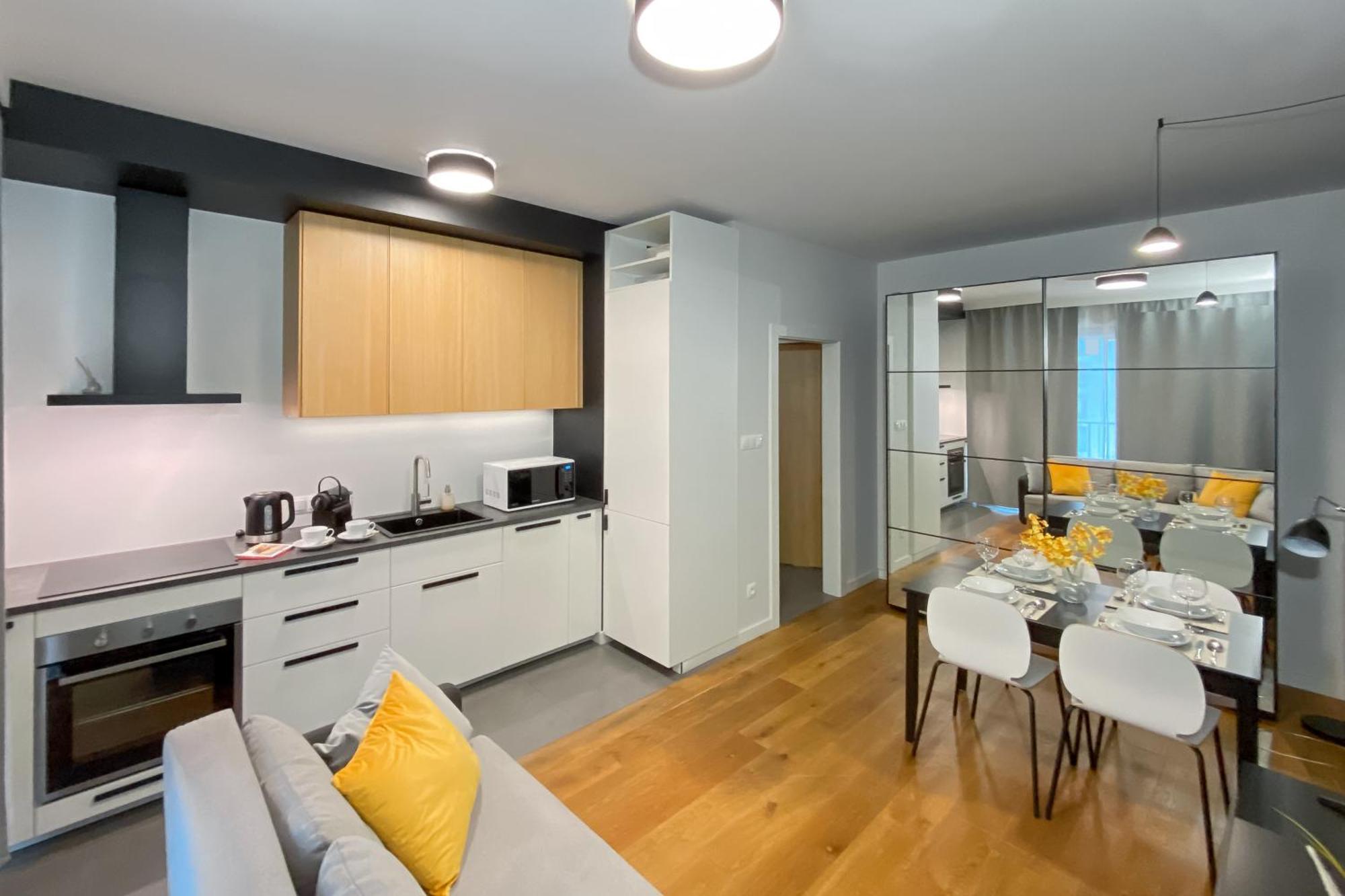Like Home Apartments Krasków Εξωτερικό φωτογραφία