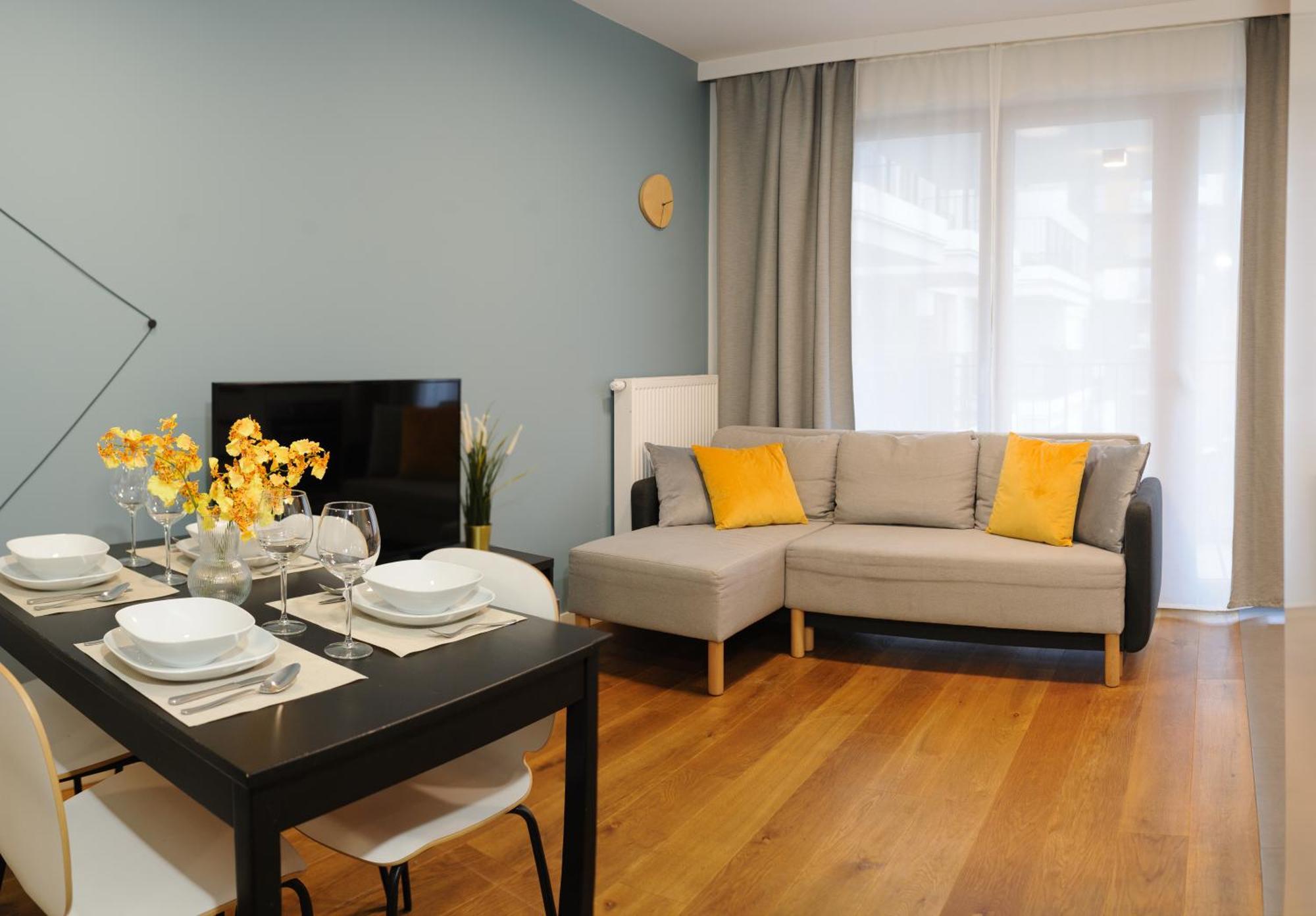 Like Home Apartments Krasków Εξωτερικό φωτογραφία