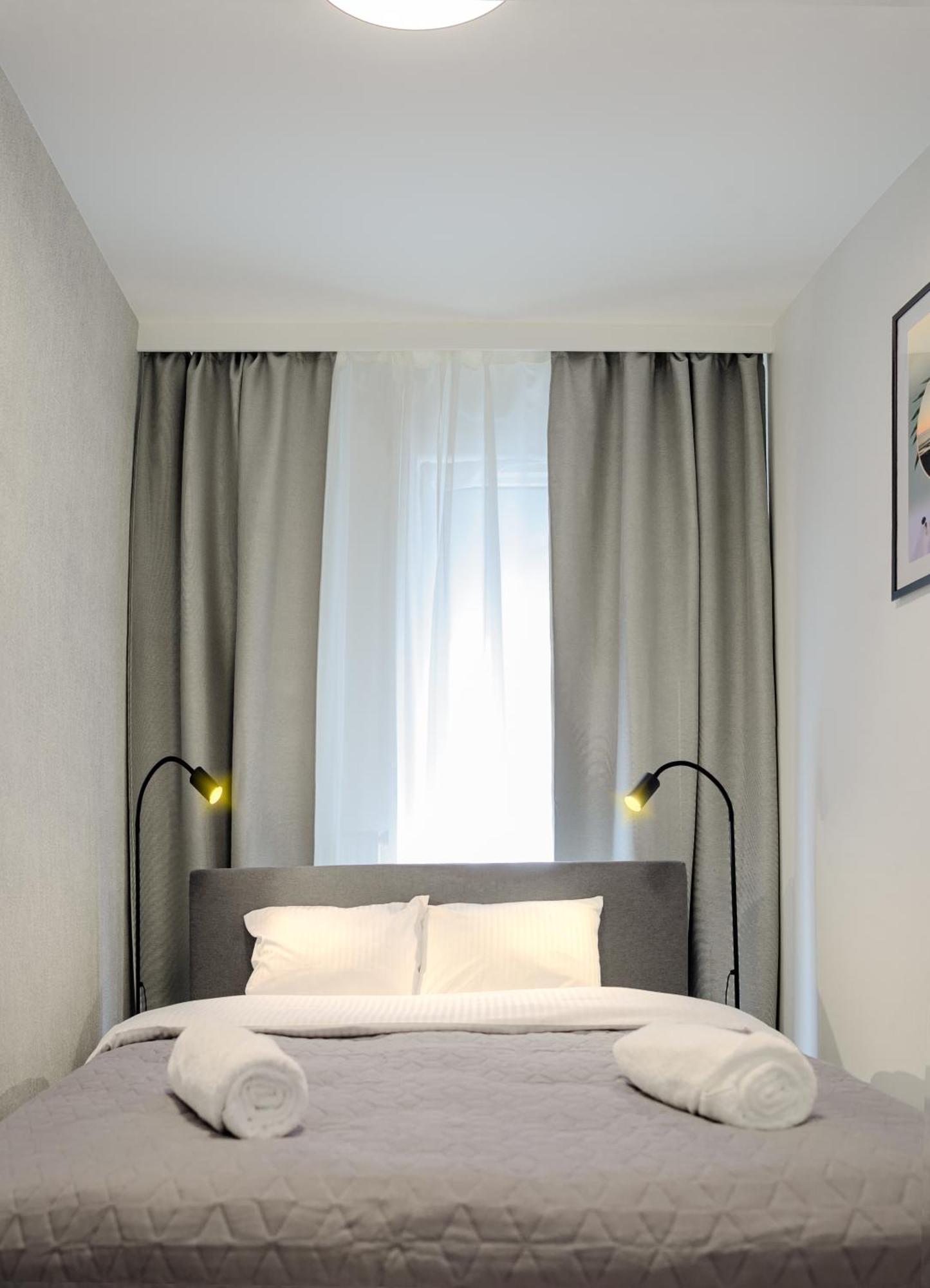 Like Home Apartments Krasków Εξωτερικό φωτογραφία